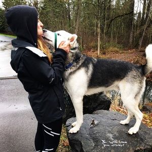 Meet your Posher, Taylor rae